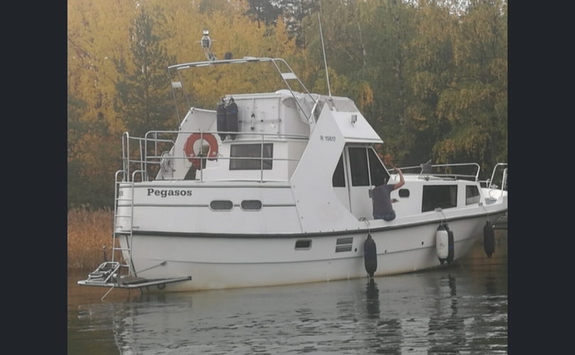 Merivene 1210 DL-kuva-1